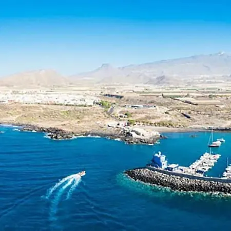 Private With Air Condition And Pool