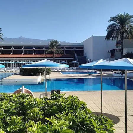 Private With Air Condition And Pool 아파트 *