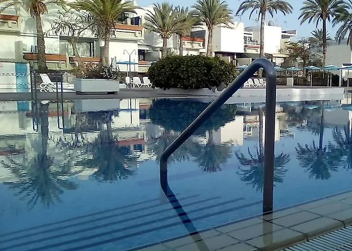 Lägenhet Private With Air Condition And Pool