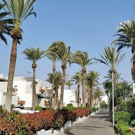 Private With Air Condition And Pool Apartament *