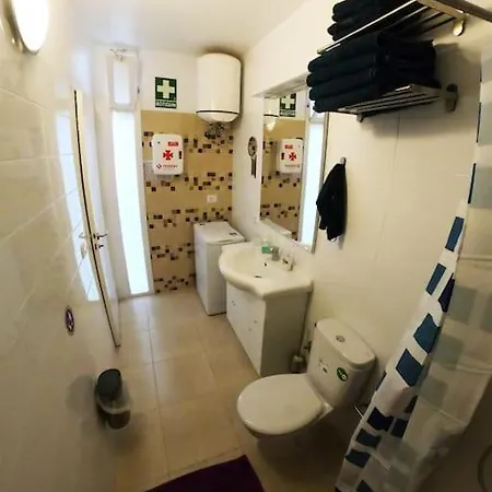 Private With Air Condition And Pool Apartament *