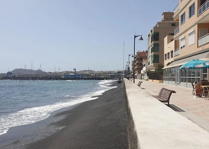 Private With Air Condition And Pool 拉斯加莱塔斯