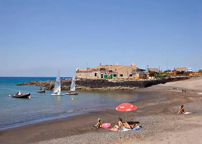 Private With Air Condition And Pool アパート