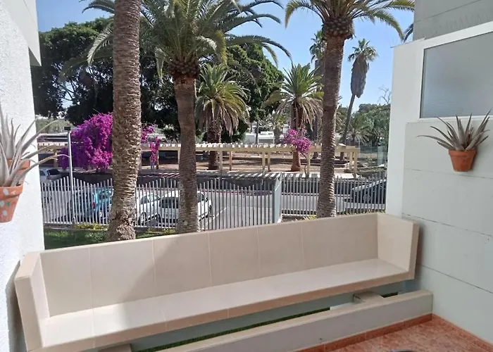 Private With Air Condition And Pool 公寓 拉斯加莱塔斯